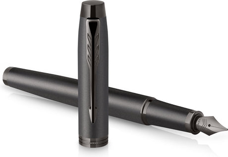 Stylo plume Parker im monochrome | encre bleue | finition et détails en bronze | point fin | emballage cadeau