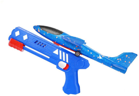 Toi-toys tire un avion en mousse