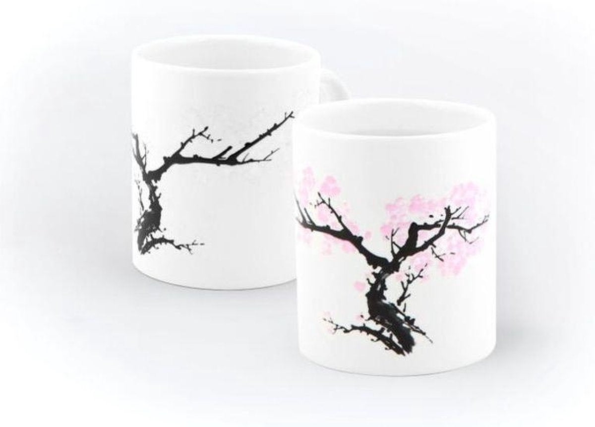 Tasse à fleurs Kikkerland (décoloration thermique) - tasse magique - peut changer de couleur - arbre noir - arbre à fleurs roses - fleur de cerisier - japonais - sakura