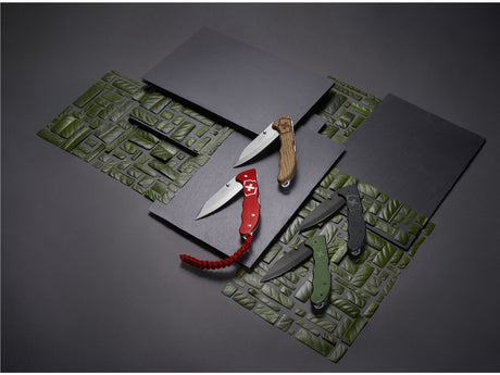 Couteau de poche Victorinox évoque bsh alox marine camouflage