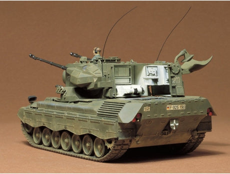 Tamiya maquette véhicule militaire - 35099 bw flak-panzer gepard avec 1 figurine en plastique - 1:35 - maquette