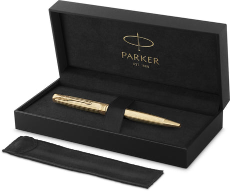 Stylo à bille Parker Sonnet Ciselé édition spéciale, capuchon, corps et détails avec finition dorée, moyen, encre noire