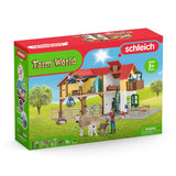 Schleich Farm World Farm avec des animaux stables et
