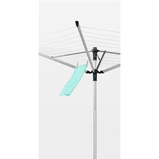 Sèche-linge Brabantia lift-o-matic advance - 50 m - avec ancrage au sol en métal, housse de protection et sac pour pinces à linge - gris métallisé