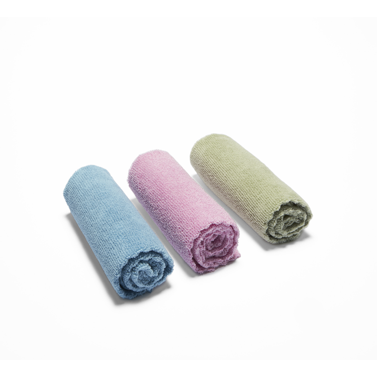 Paquet de 3 chiffons en microfibre Vileda 100 % recyclés | 4 pièces