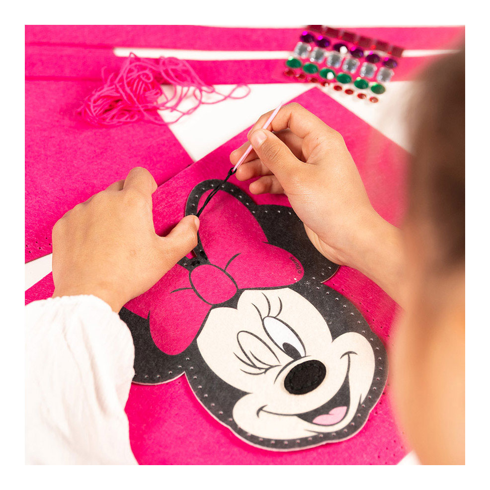 Totum Minnie Mouse Haz tu propia bolsa de fieltro