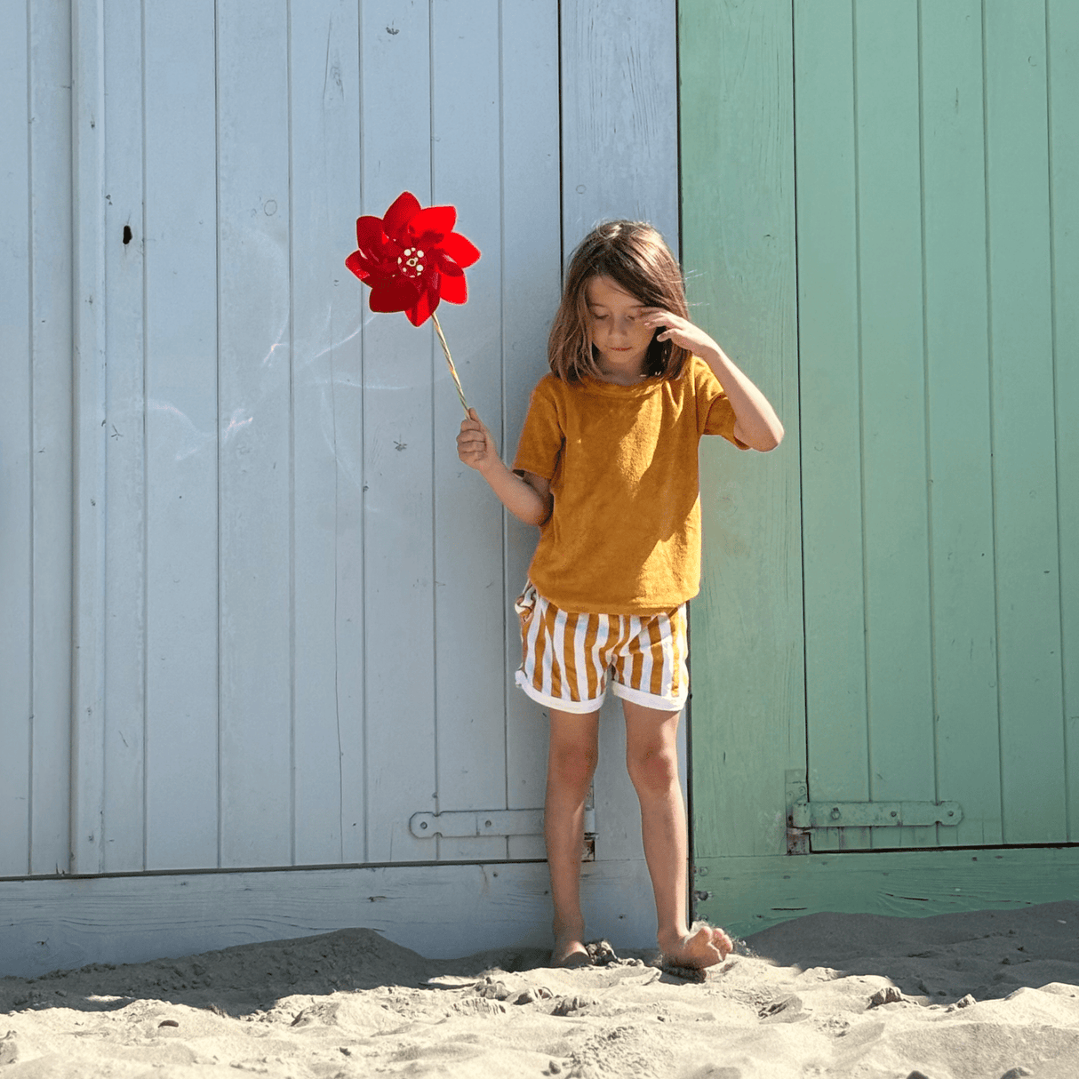 Flux | garçons jaunes et blancs mis à la plage – Terry