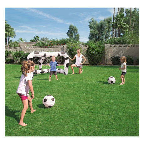 But de football gonflable Bestway 213x117c