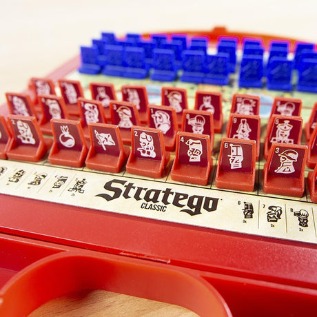 Jeu de voyage compact Jumbo Stratego