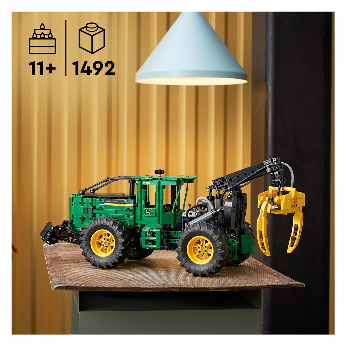 Lego Lego Technic 42157 John Deere 948L-II Wood Transport Maszyna