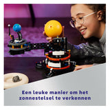 Technique Lego - le jouet de construction terre et lune en mouvement