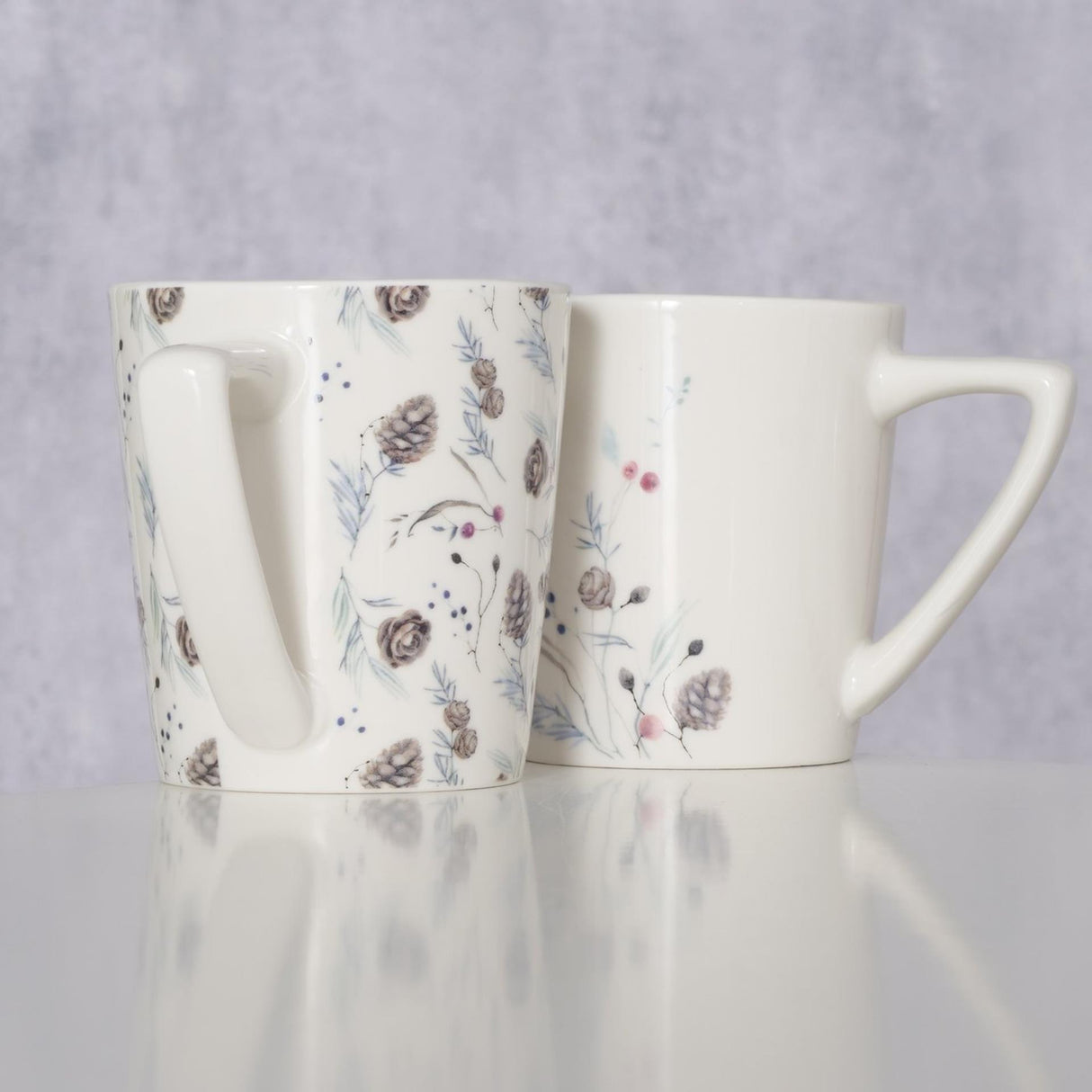 Tasse en céramique Boltze home avec pommes de pin 300 ml