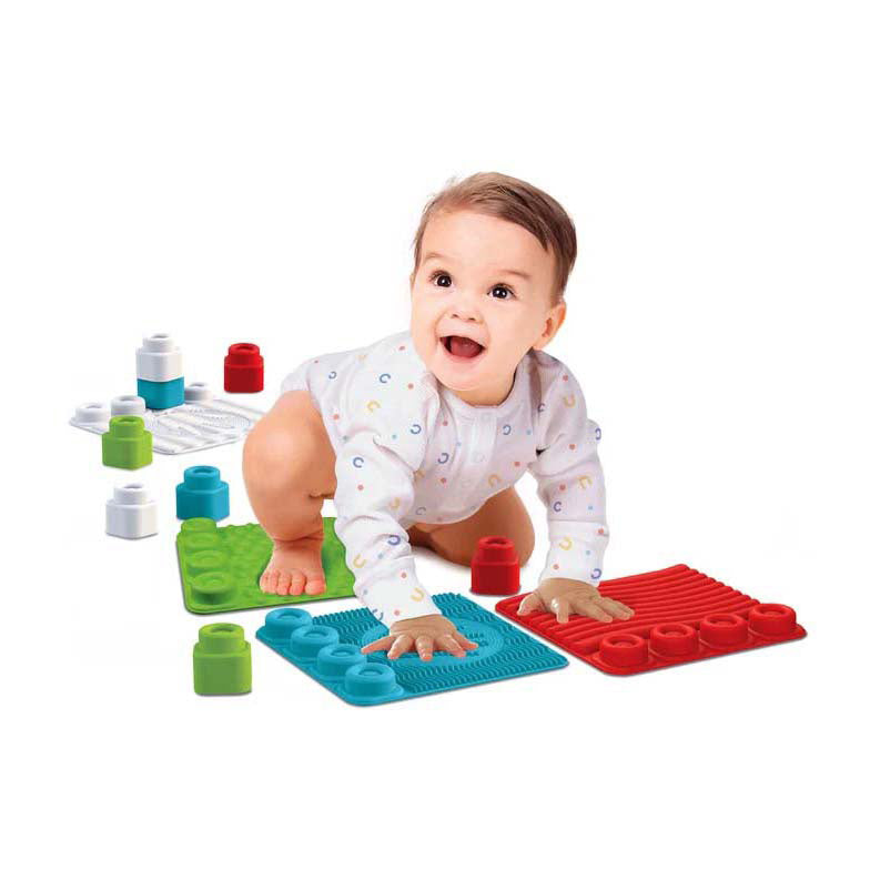 Clementoni soft clemmy - parcours sensoriel - jouets sensoriels - tapis de jeu - blocs et tapis de jeu pour bébé - avec blocs empilables en mousse souple - 6 - 36 mois