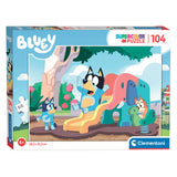 Clementoni Jigsaw Puzzle Bluey en el tobogán, 104.