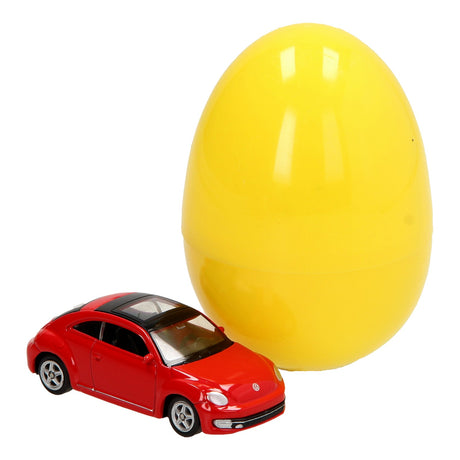 Voiture Welly dans un œuf surprise