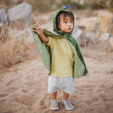 Grand dragon de cape prétendant, 2-3 ans