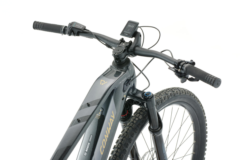 Conway VTT électrique semi-rigide Cairon S 8.0 mod. 22 vélo électrique conw.cairon s 8.0 29 53 trap.11sp bl. or