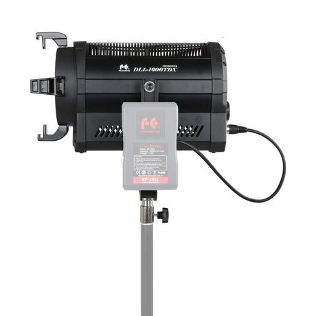 FALCON EYES BI-COLOR LED SPOT LAMP DIMMable DLL-1600TDX SUR 230V ou BATTERIE