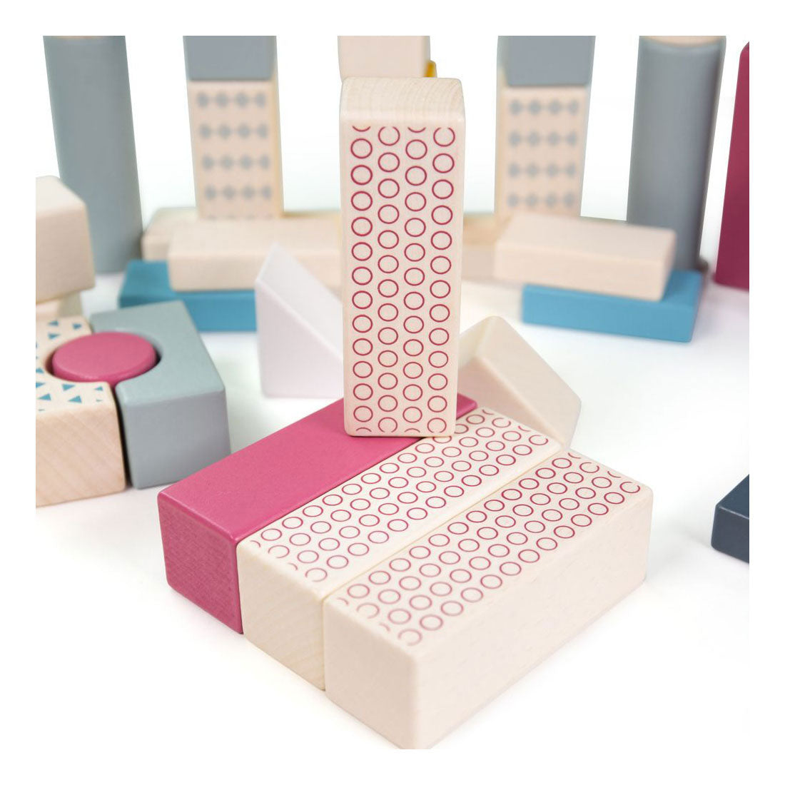 Blocs de construction en bois Bigjigs dans un tonneau de stockage, 50 pièces