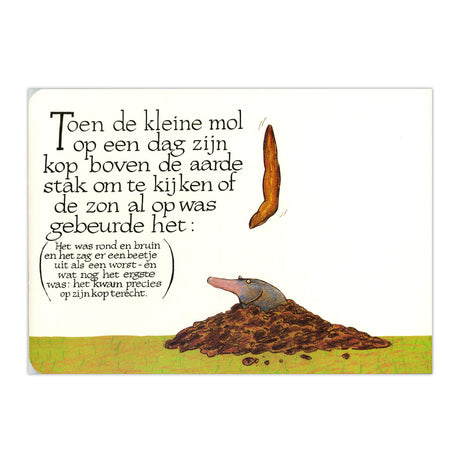 Maison centrale du livre sur une petite taupe... livre en carton