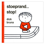 Bordure de la librairie centrale... stop !