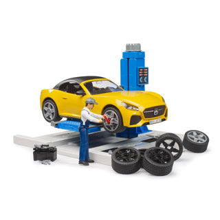 Centre de service de voiture jouet Bruder avec roadster - ensemble de jeu de voiture.