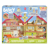 Moose joue avec la maisonnette bluey ultime avec lumière et son