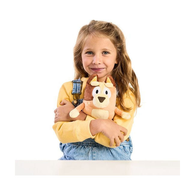 Moose Toys Bluey Cuddle Plance - Mum Chilli