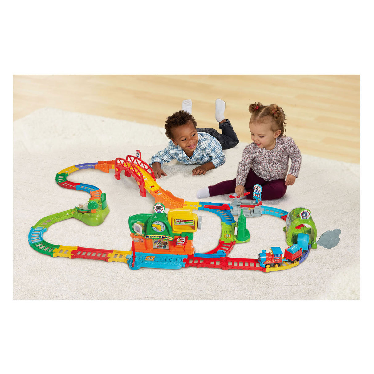 Coffret de train d'aventure Vtech Toot Tot (y compris la locomotive Lucas)