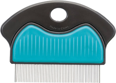 Trixie fleas and dust comb