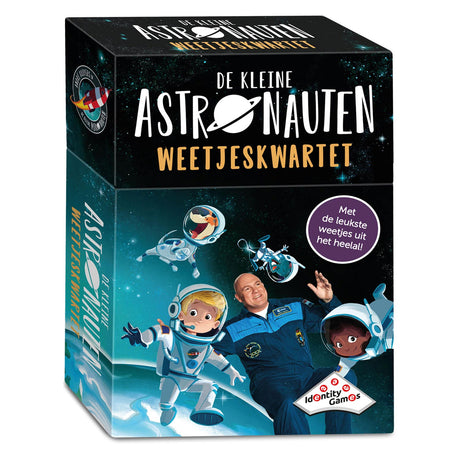 Jeux d'identité quatuor de faits sur les petits astronautes