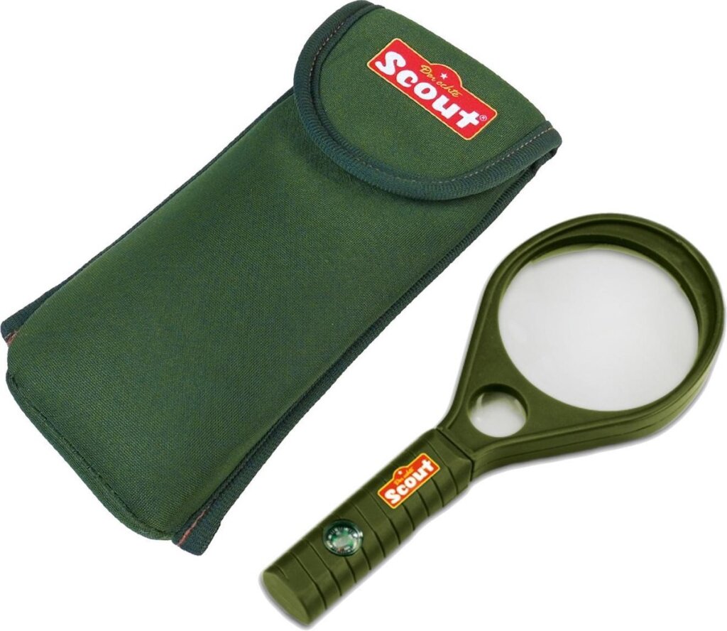 Loupe de scout de gens heureux