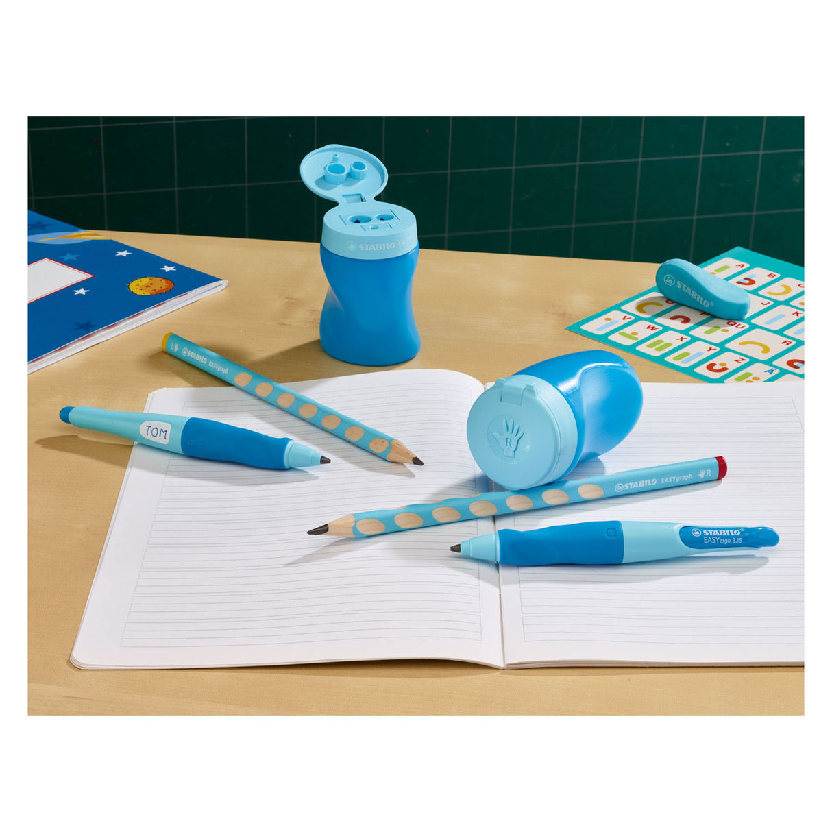 Stabilo Easysharpener - 3 en 1 crayon Sharper - Bleu à droite