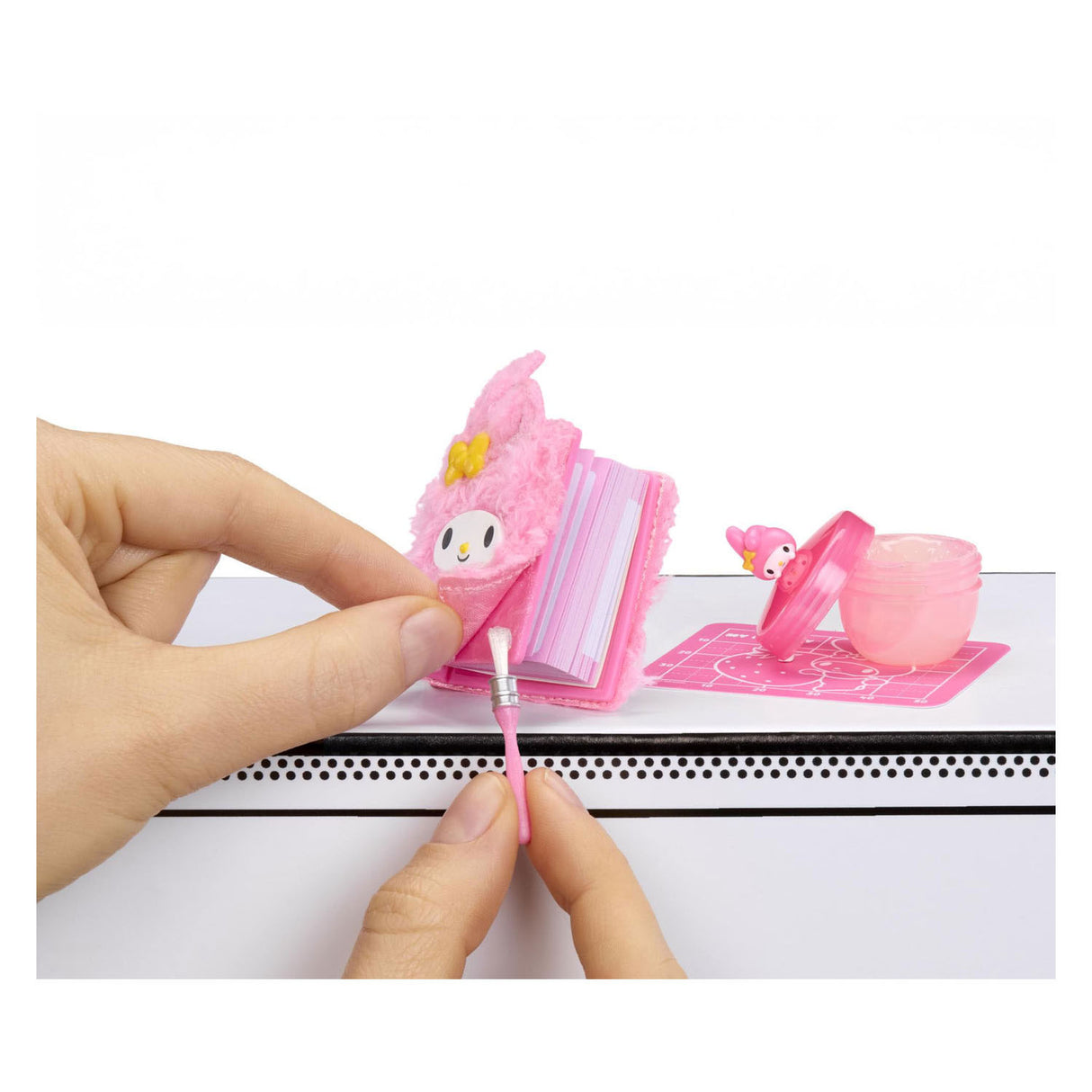 Miniverse make it make it mini hello kitty et amis série 3 - ensemble d'artisanat - faire des miniatures sanrio