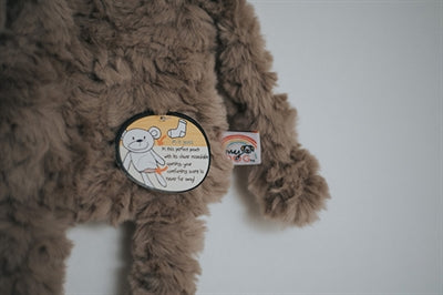 Mon chien peluche chien marron