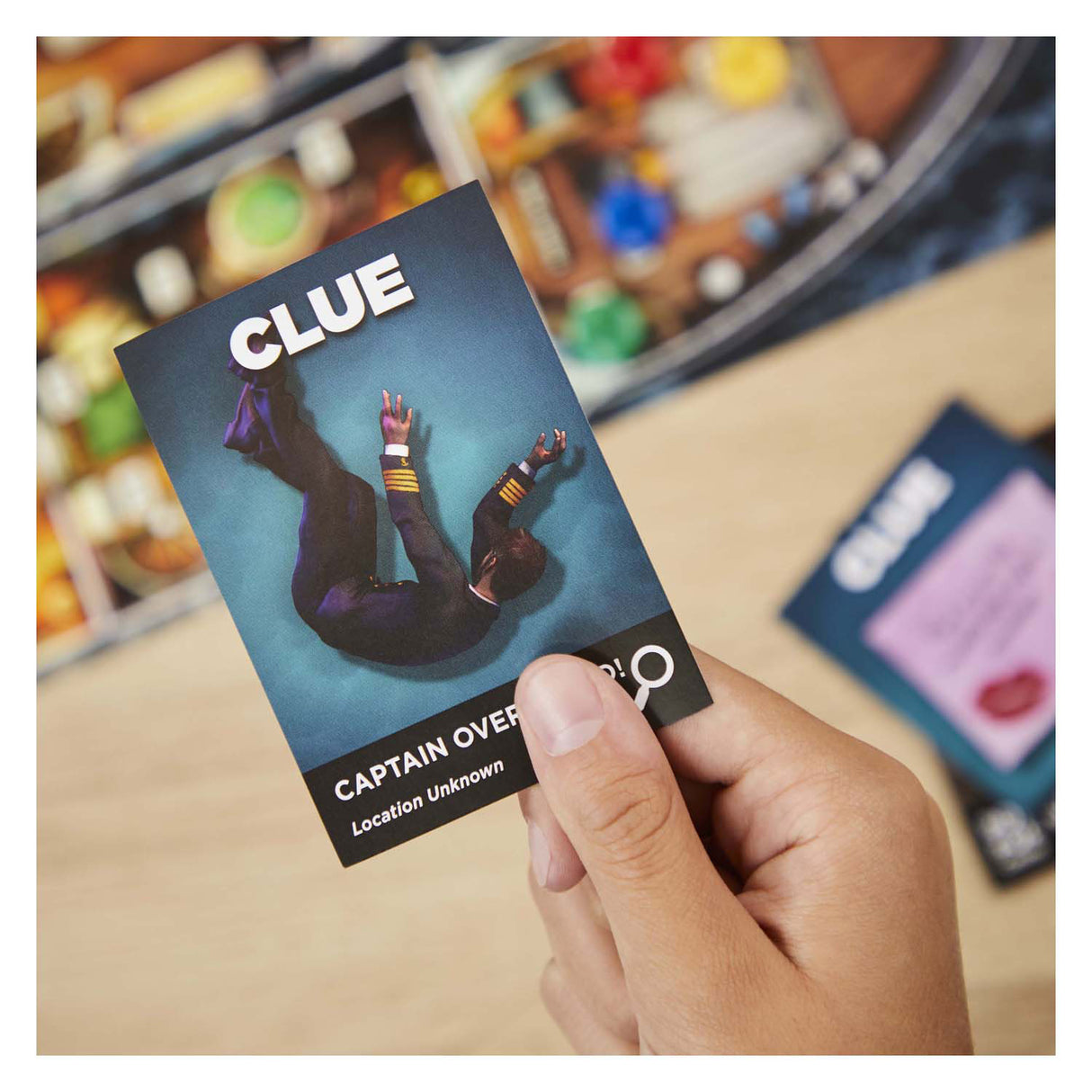 Jeu de société Hasbro Cluedo pour échapper au sabotage en mer