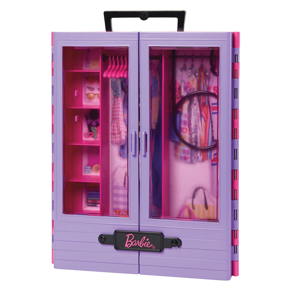 Mattel ultimate wardrobe with pendants