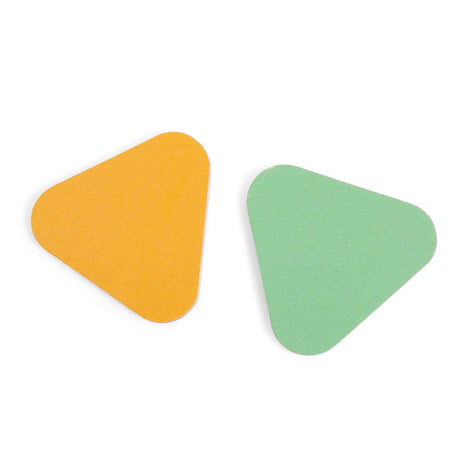 Les jouets Bs courent vers la couleur du hors-jeu