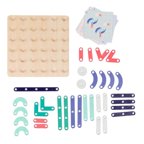 Planche géo en bois BS Toys - 40 pcs.