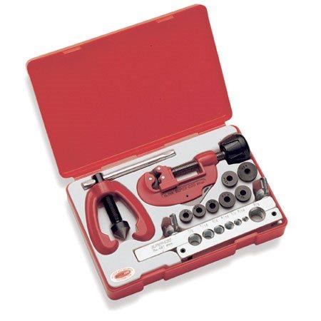 Ensemble d'outils de couture Super ego avec coupe-tube et inserts dans un étui (nml)