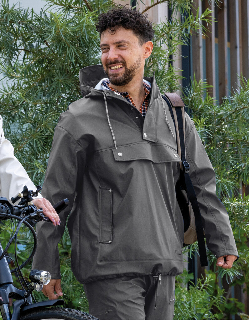 Mirage Raincoat Rainfall Stängd jackstorlek XL gjord av polyester Soft Touch Earl Grey