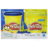 Play-Doh Greifer und Go Compound Bag + 2 Farben des Tons