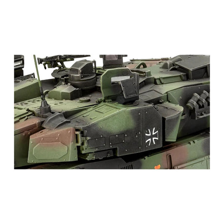 Revell modelbouwpakket - leopard 2a7a1 1:35 - 250dlg.