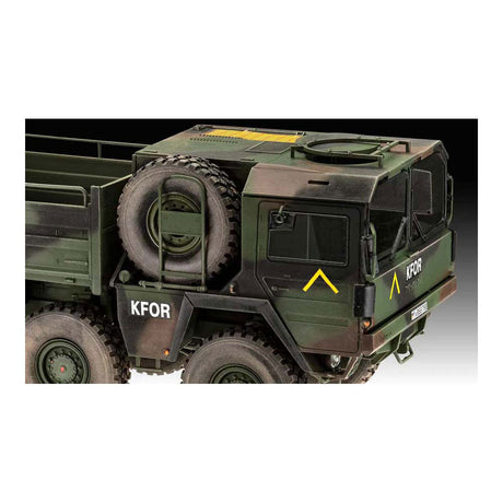 Maquette Revell - camion homme 10t milgl 8x8 1:35 - 245 pièces.