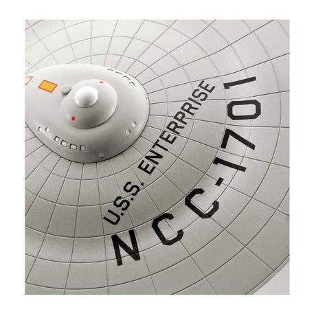 Maquette Revell - U.S.S. entreprise ncc-1701 1:600 ​​​​- 117 pièces.