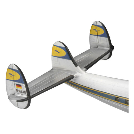 Maquette Revell Lockheed L.1049g Super Constellation Lufthansa 1:144 - 95 pièces.