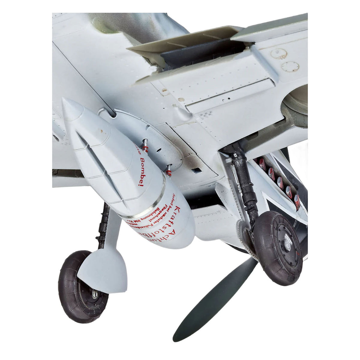 Revell maquette messerschmitt bf109g-10 erla 1:32 - 147pcs