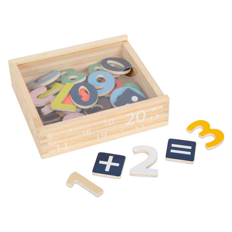 Small foot - chiffres magnétiques en bois couleur. 37 pièces.
