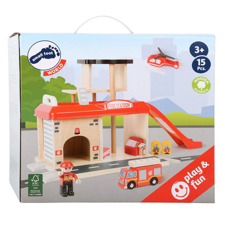 Small foot - caserne de pompiers en bois avec accessoires, 15 pcs.