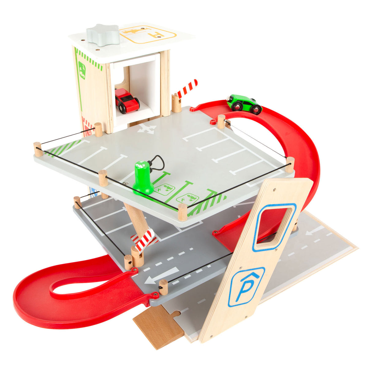 Petit pied - garage en bois avec lavage de voiture